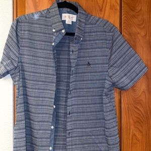 Medium casual button down shirt